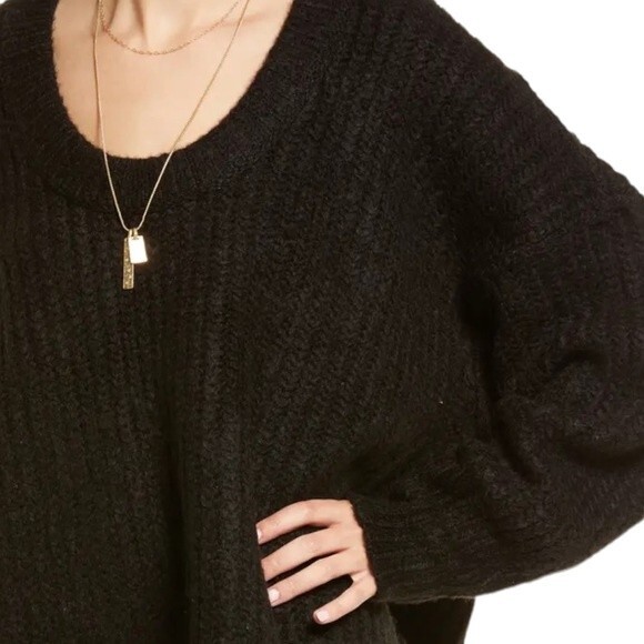 NWT Free People Blue Bell Sweater Oversized Chunky Knit Black Jumper Size Medium - Picture 15 of 15